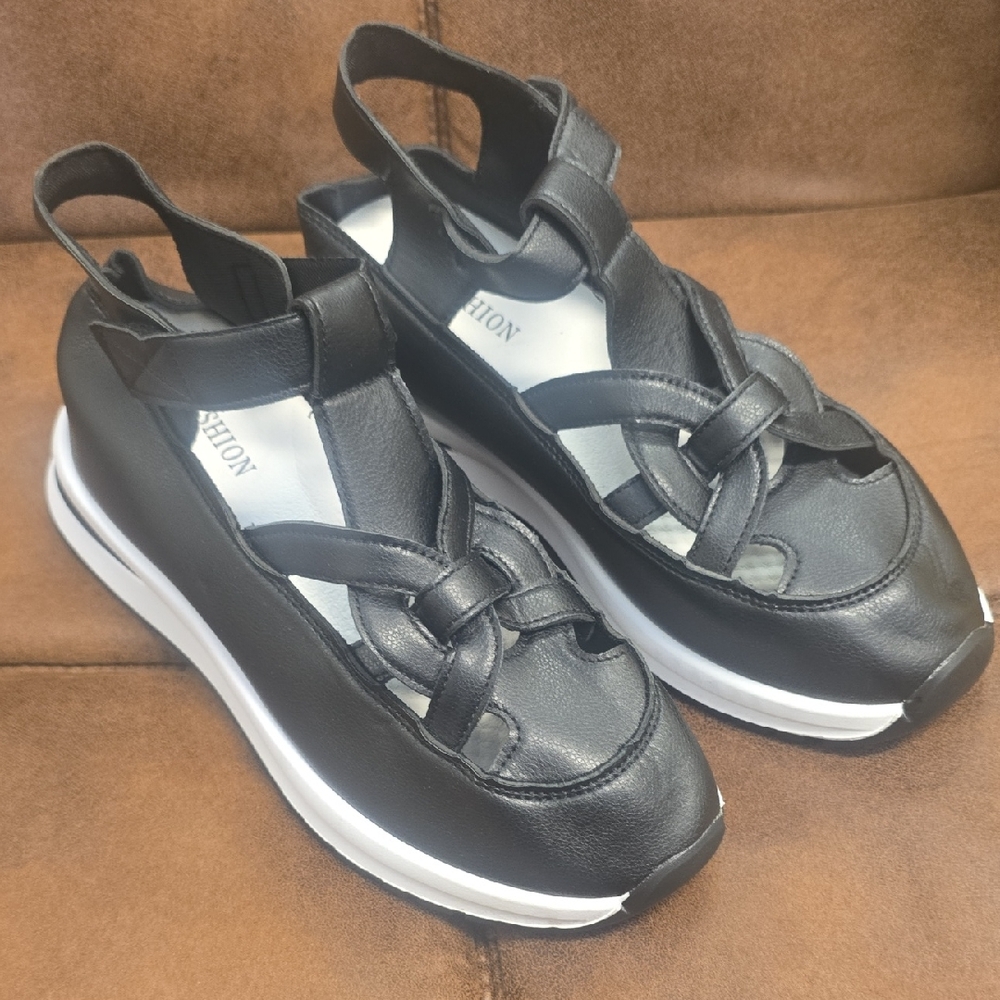 SHEIN Black Women's Sandals with White Sole